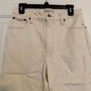 Abercrombie Curve Love Ultra High Rise 90s Straight Jeans
